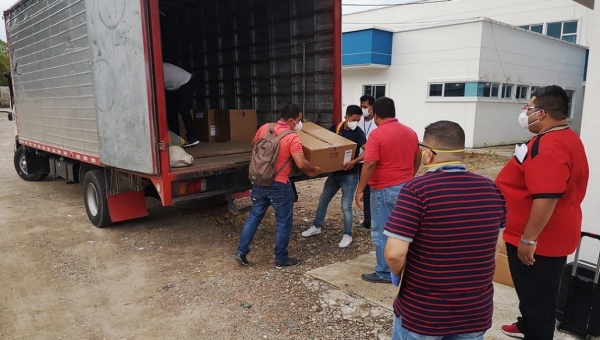 Presidencia de la República entrega los 10 primeros ventiladores mecánicos al Departamento de Putumayo.